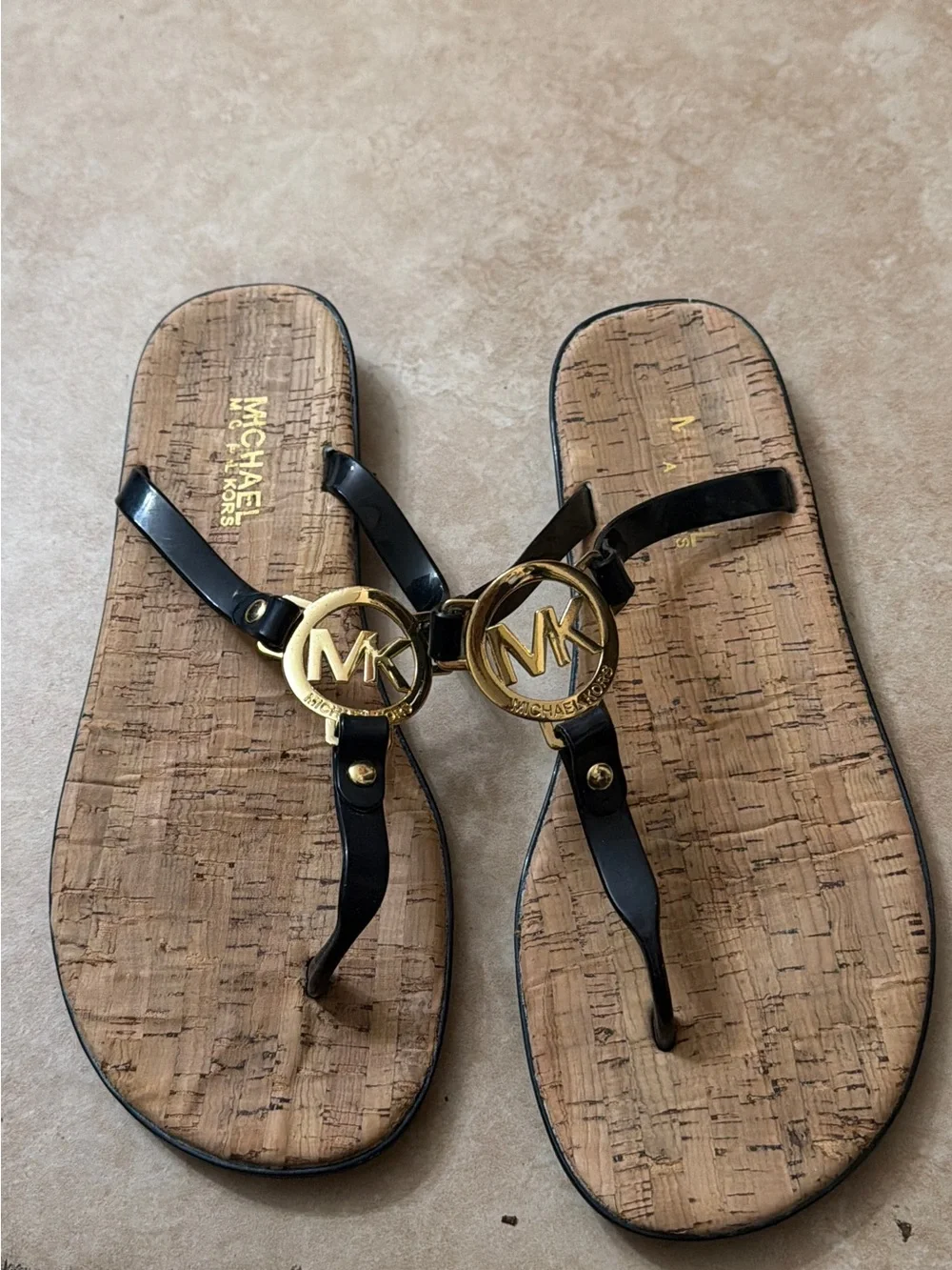 Lot mk sandals